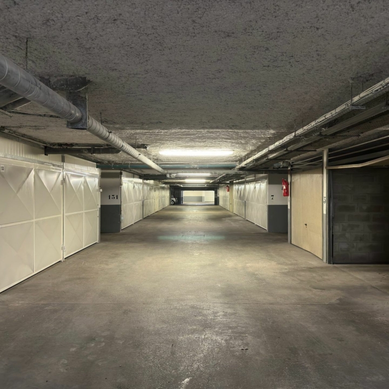 Box de parking de 12m² – Sécurisé à Montreuil