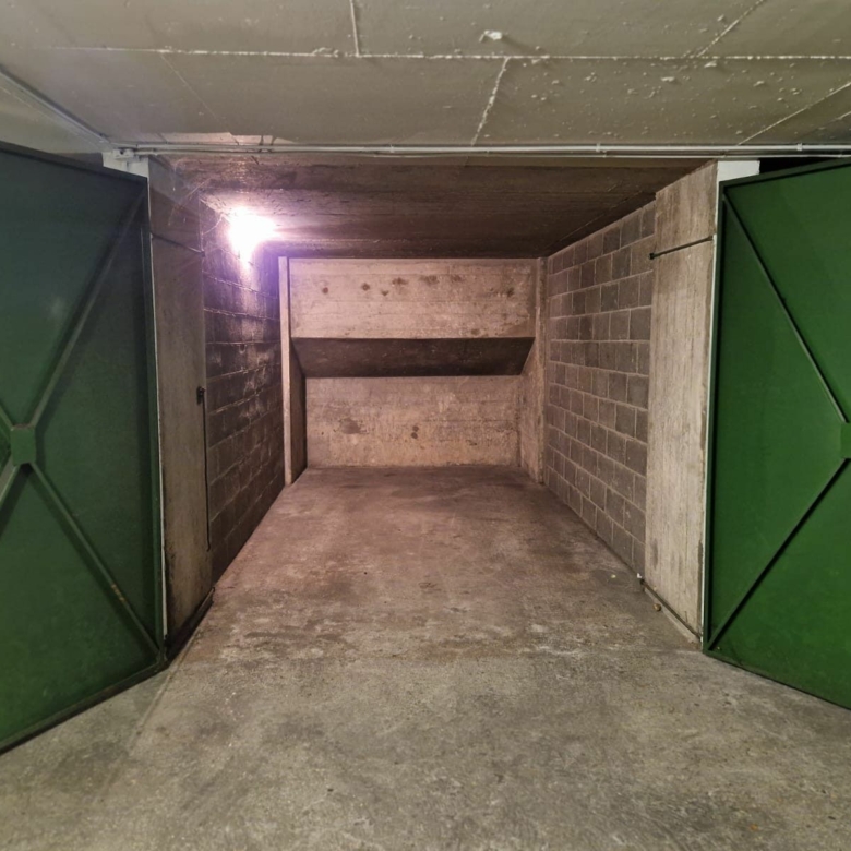 Box de parking de 15m² – Sécurisé dans le 17ème
