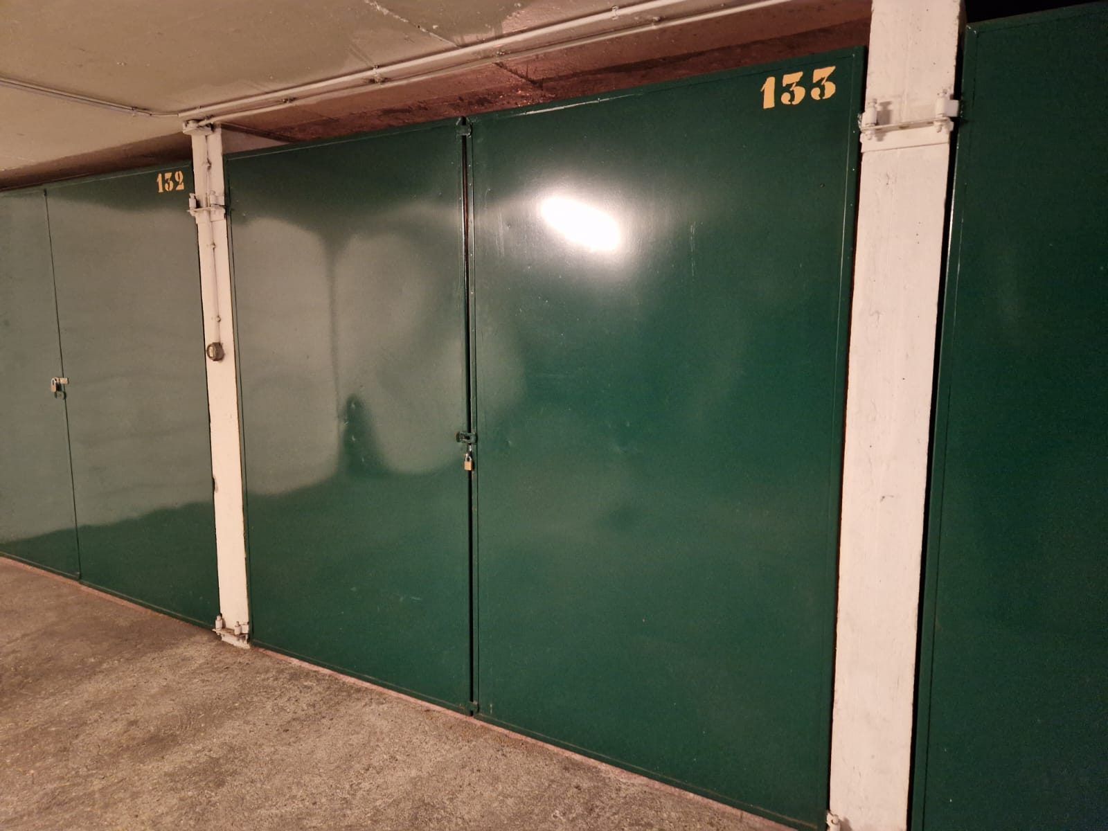 Box de parking de 15m² – Sécurisé dans le 17ème