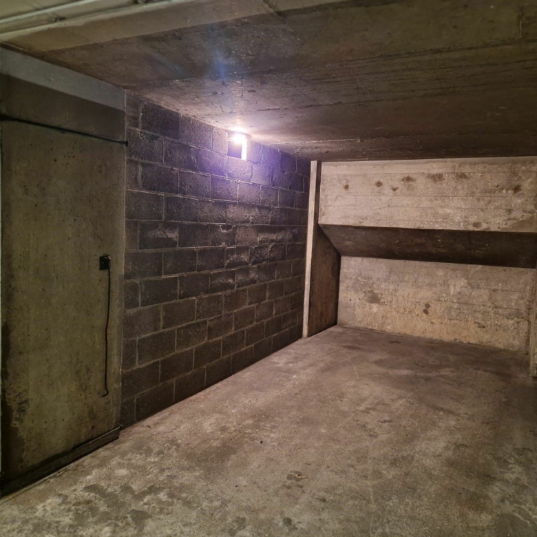 Box de parking de 15m² – Sécurisé dans le 17ème