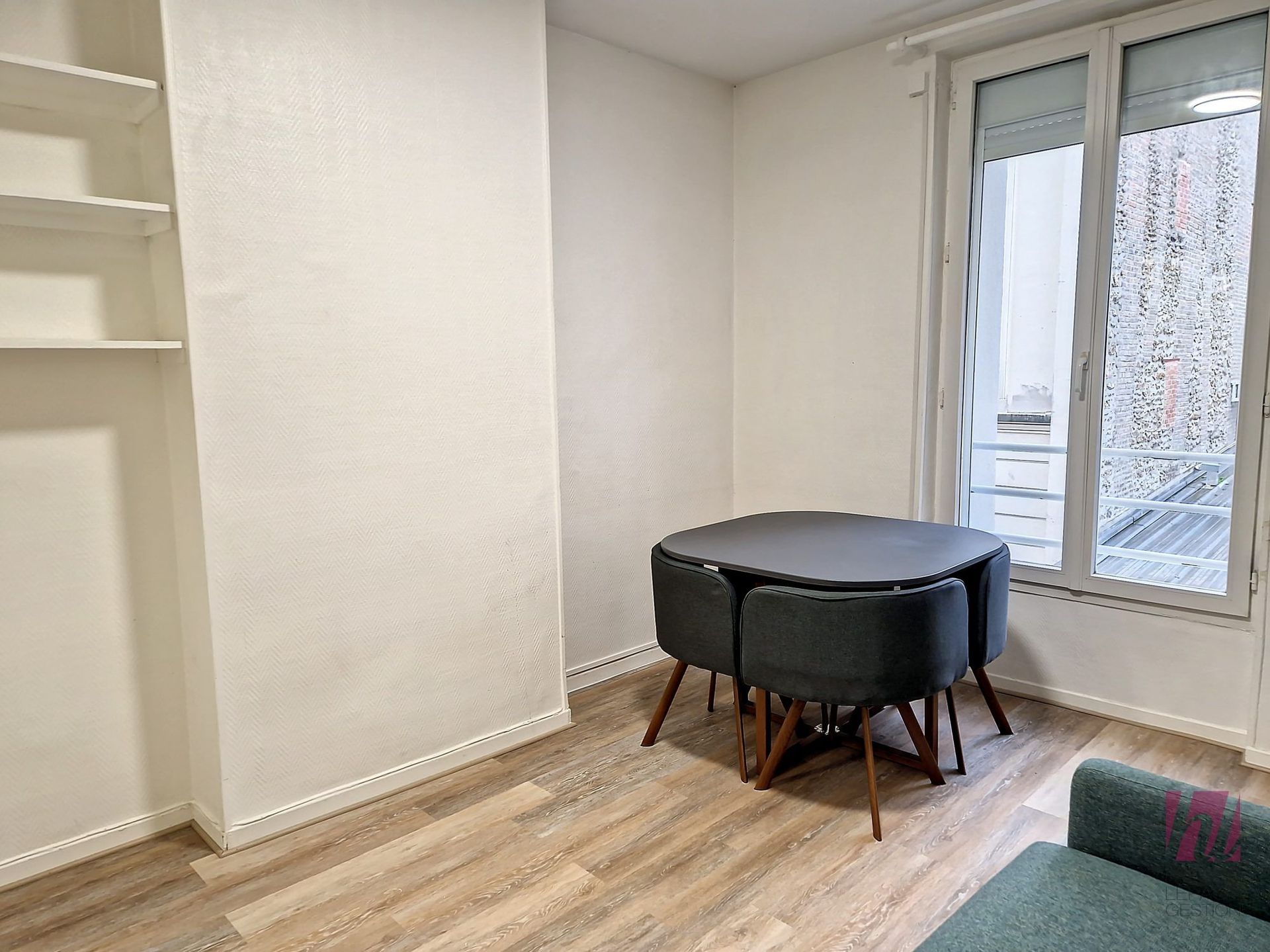 Beau studio meublé de 20m² – Sans vis-à-vis dans le 19ème