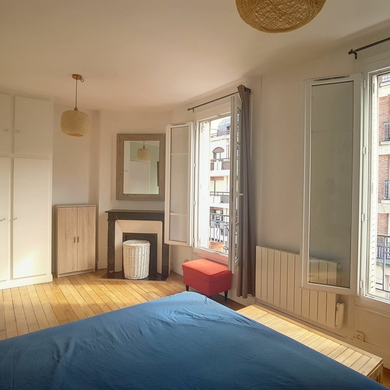 Cosy et traversant T2 de 37m² – Lumineux avec vue dégagée à Montreuil
