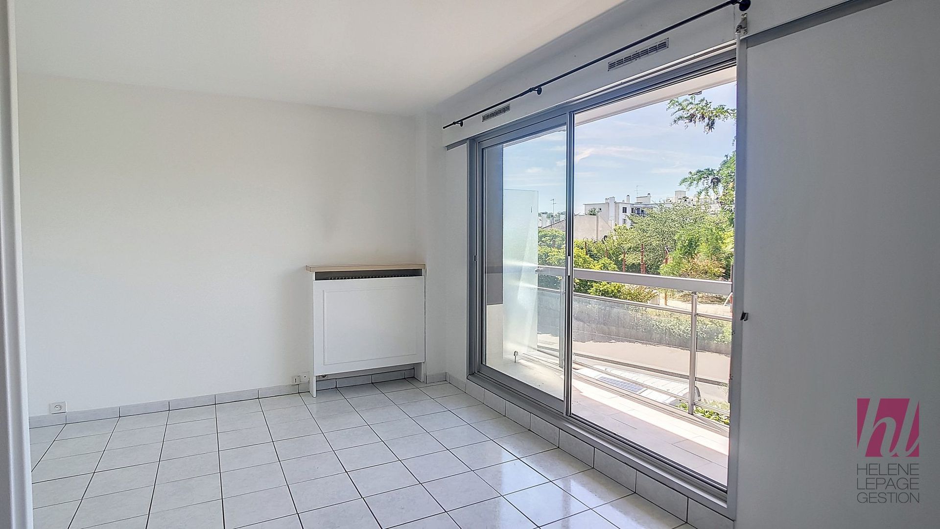 Superbe studio de 25m² – Avec parking et balcon à Vincennes