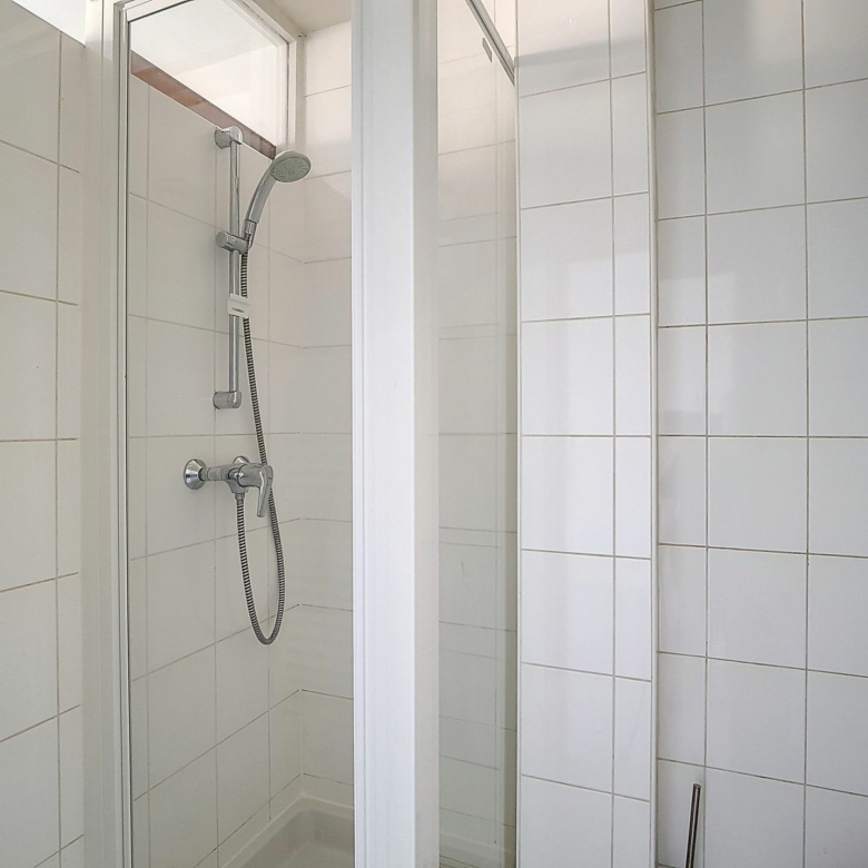 Agréable studio de 17m² – Dernier étage dans le 19ème
