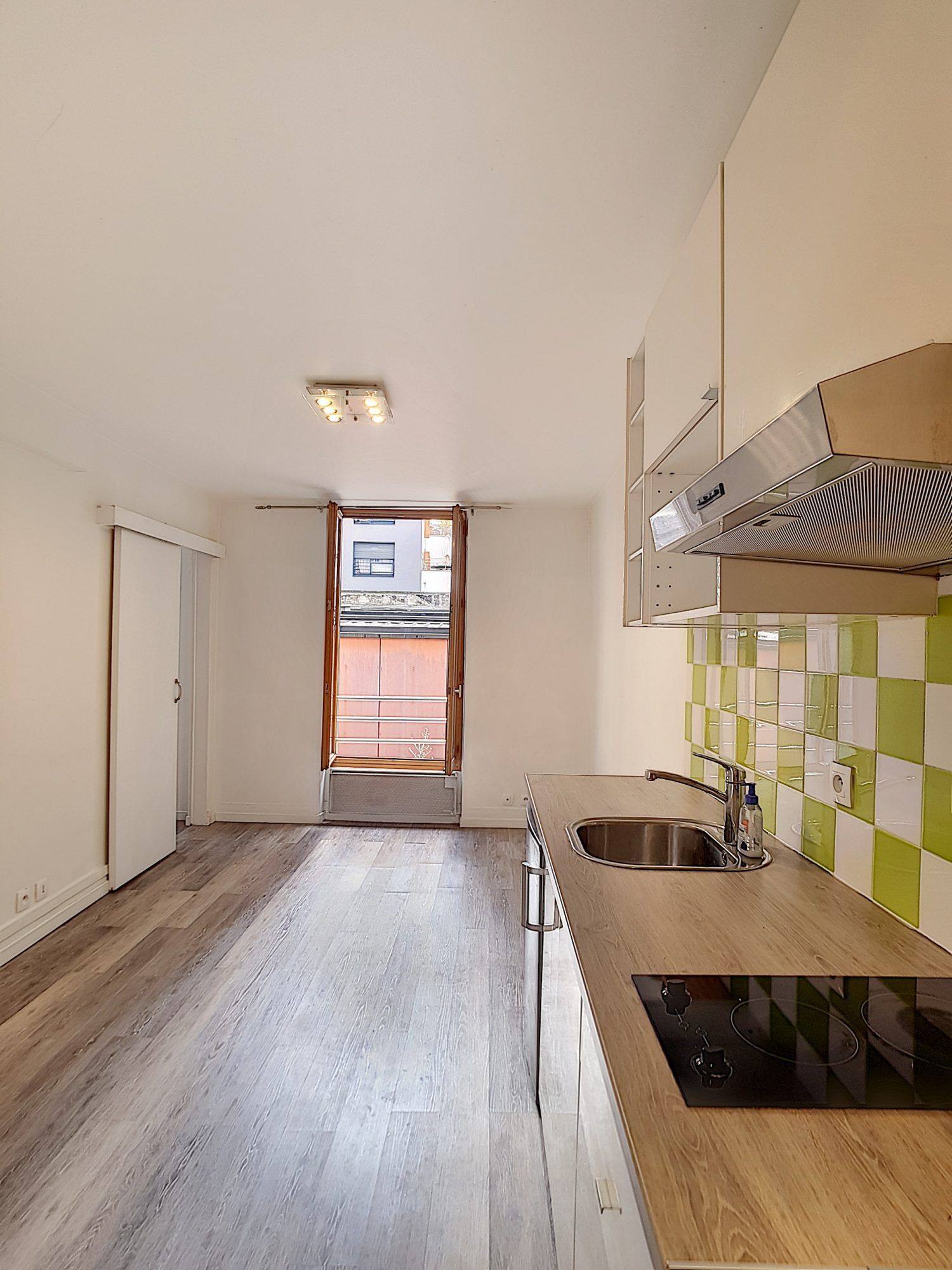 Beau Studio de 20m² – Aménagé et équipé dans le 19ème