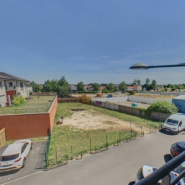 Moderne T2 de 46m² – Balcon et vue dégagée à Chelles
