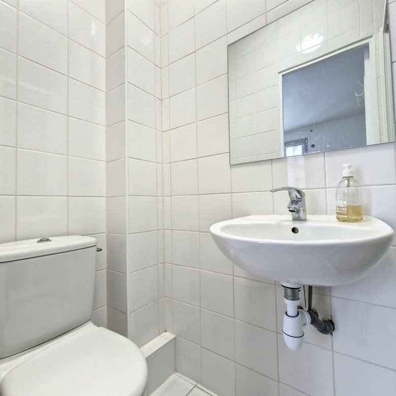 Spacieux T2 de caractère de 39m² – Quartier Batignolles dans le 17ème