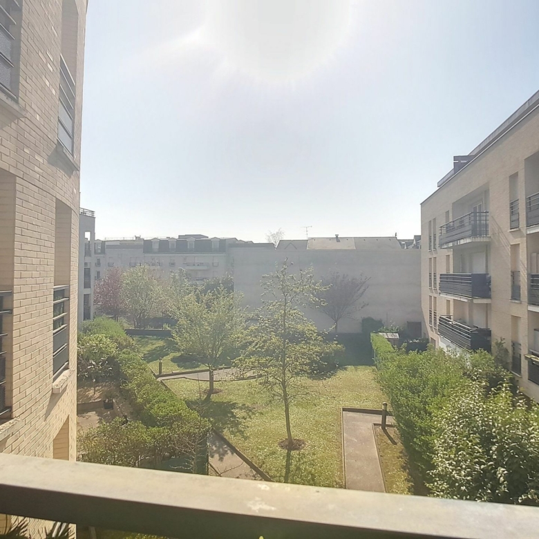 Très beau T3 de 68m² – Avec balcon à Argenteuil