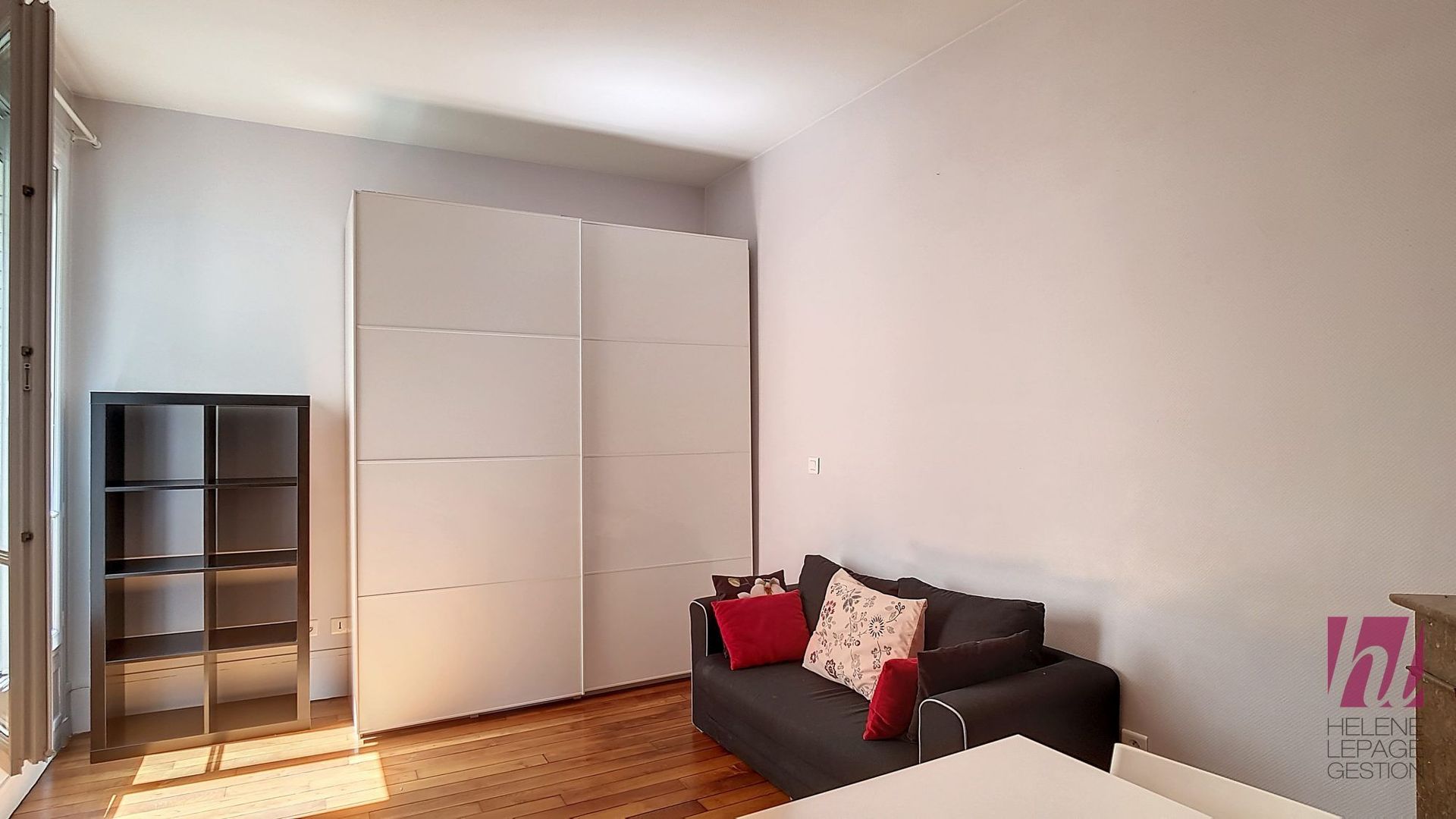 3ff2a7dd-29ea-4c6a-9d07-9721d67379e0-23453-0.jpg Coquet T2 de 43m² – Proche RER à Vincennes