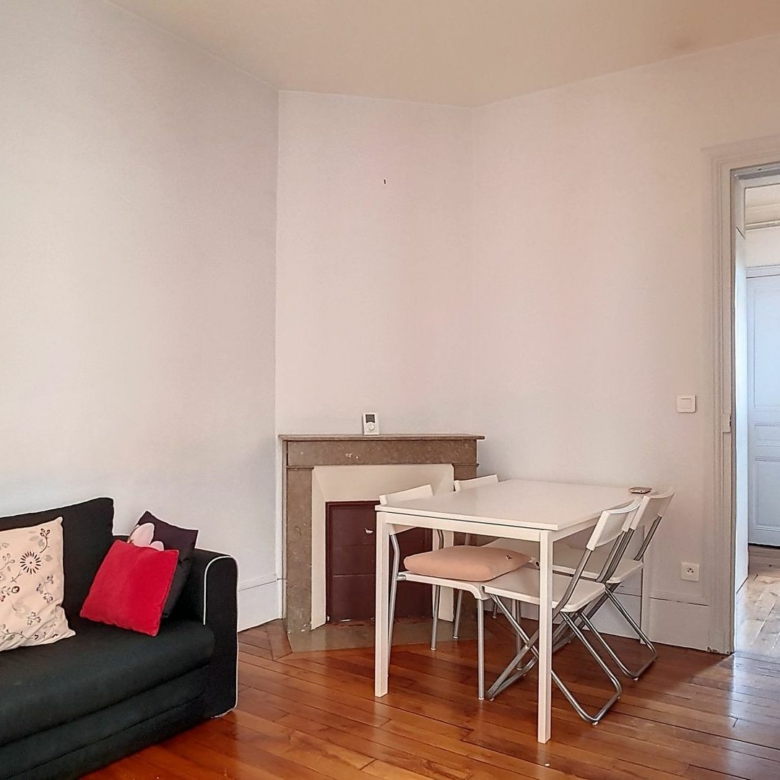 Coquet T2 de 43m² – Proche RER à Vincennes