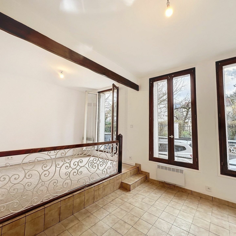 Atypique studio de 24m² – RDC lumineux à Rosny sous bois