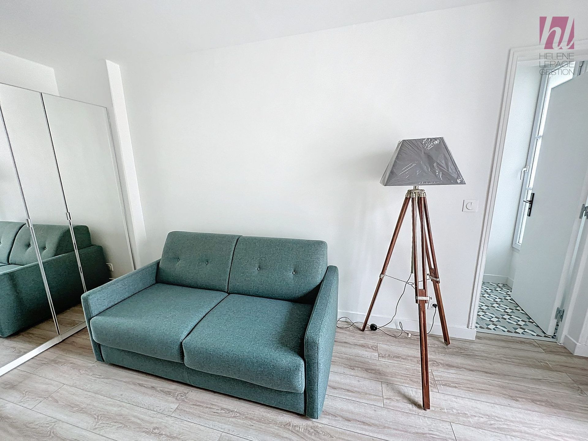 Superbe studio meublé de 21m² – Refait à neuf dans le 19ème