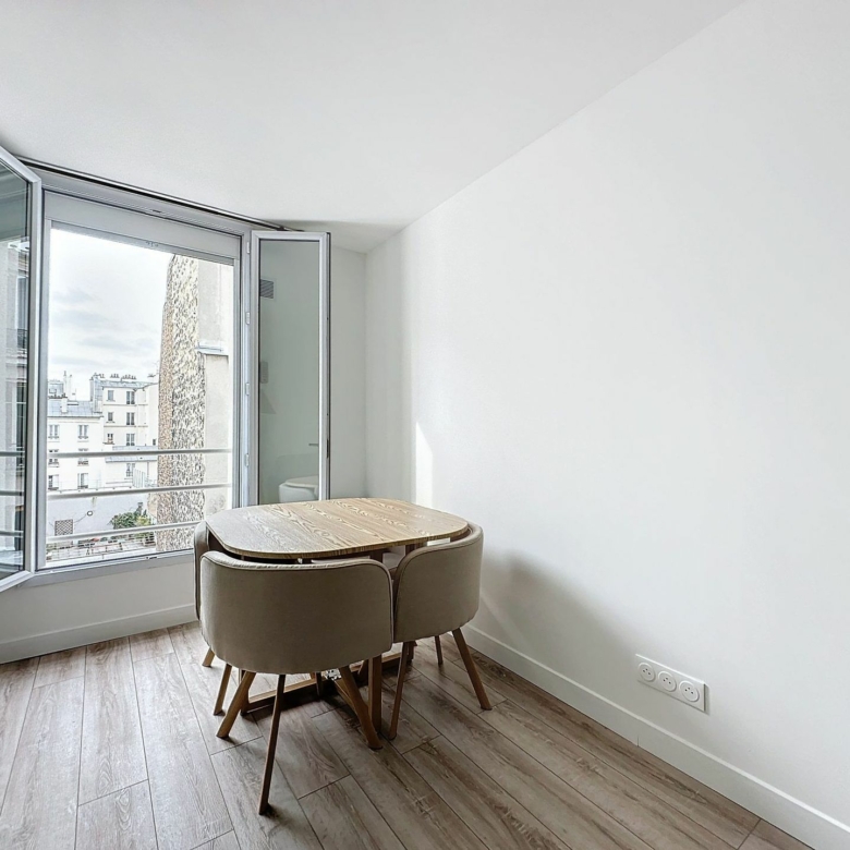 Superbe studio meublé de 21m² – Refait à neuf dans le 19ème