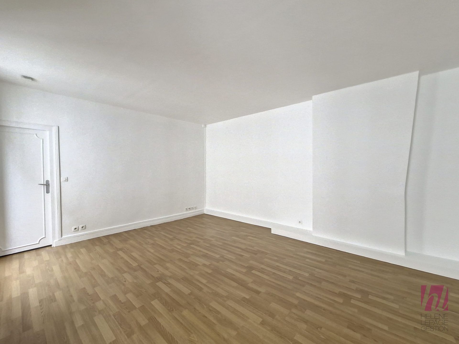 Spacieux T2 de caractère de 39m² – Quartier Batignolles dans le 17ème