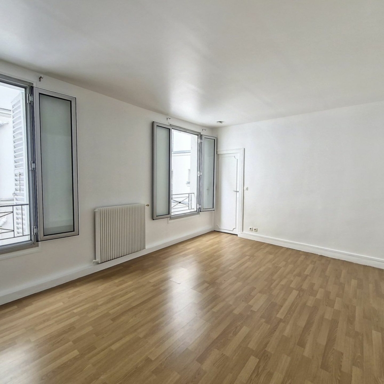 Spacieux T2 de caractère de 39m² – Quartier Batignolles dans le 17ème