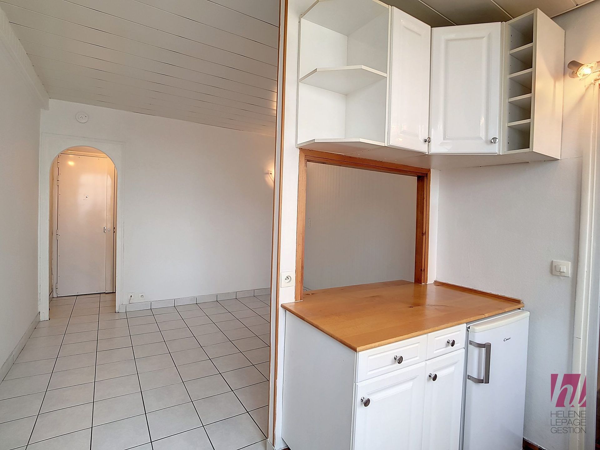 Lumineux studio de 22m² – Vue dégagée à Vincennes
