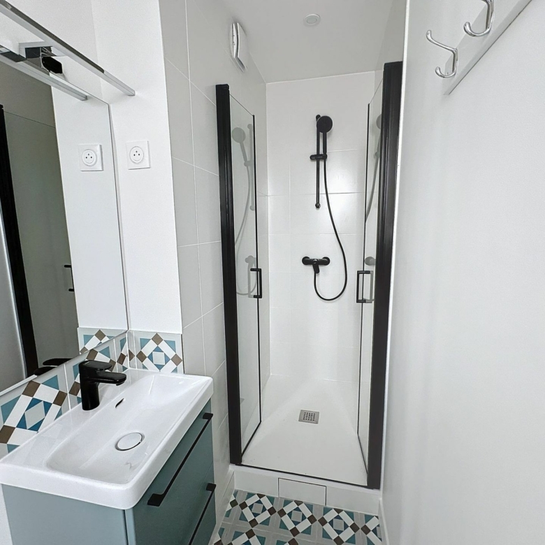Superbe studio meublé de 21m² – Refait à neuf dans le 19ème