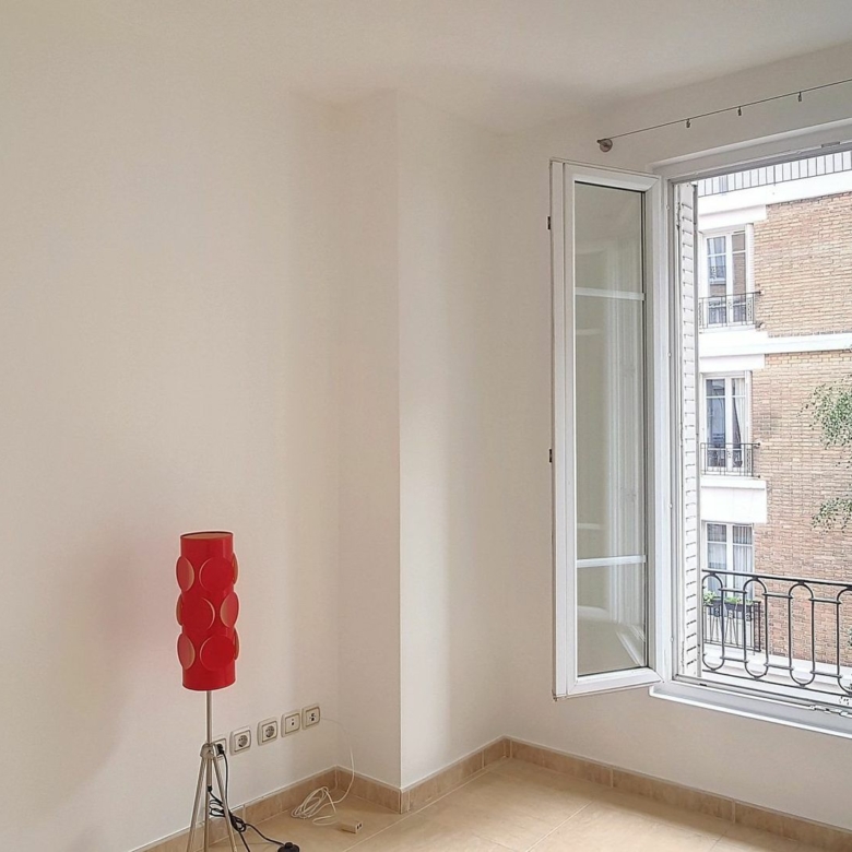Moderne T2 de 48m² – Calme et bien agencé à Fontenay sous bois