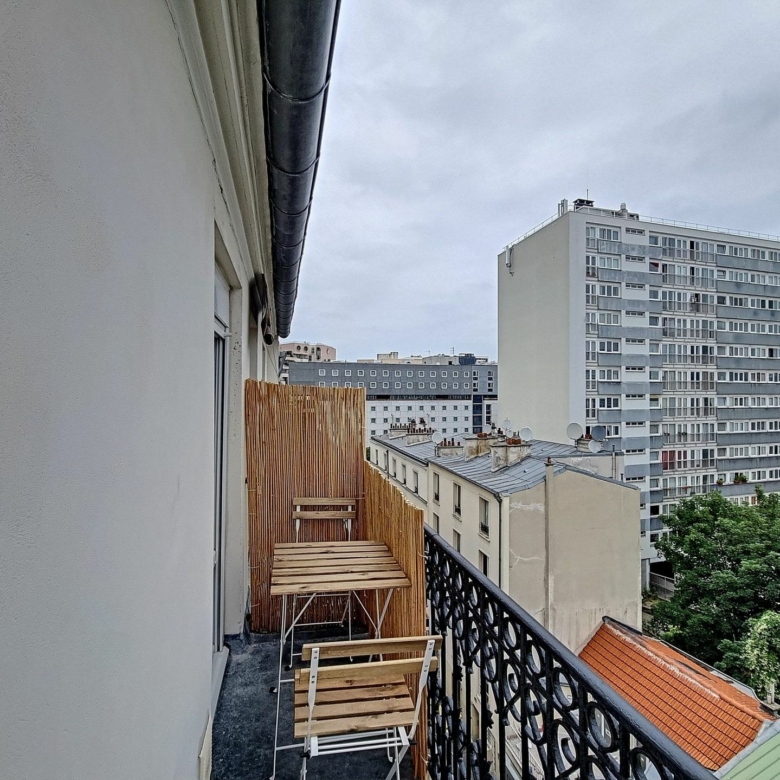 Agréable studio de 18m² – Dernier étage lumineux dans le 19ème