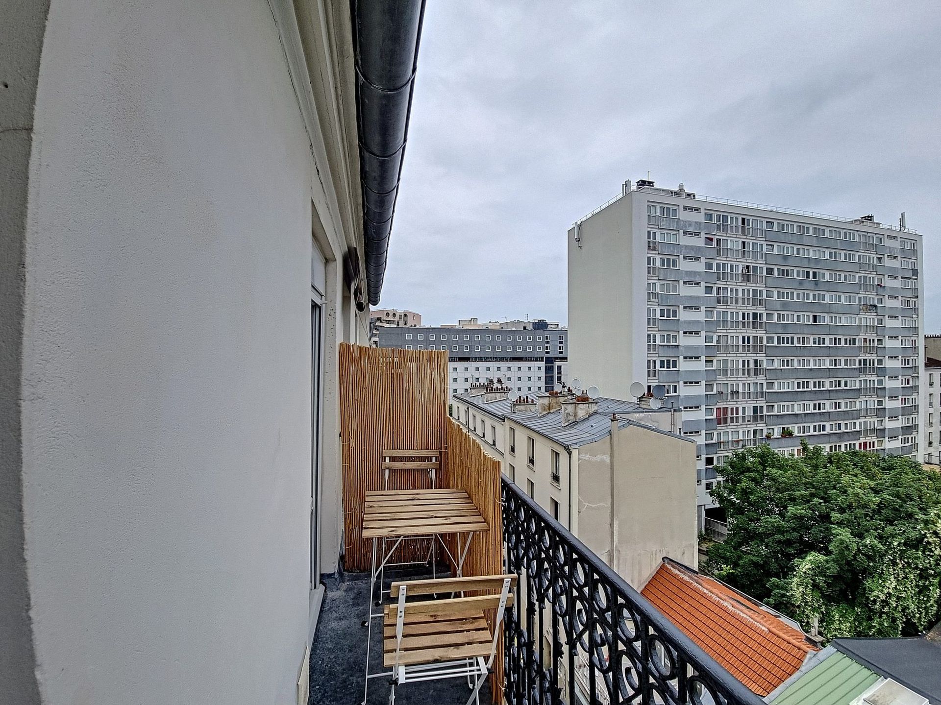 Agréable studio de 18m² – Dernier étage lumineux dans le 19ème