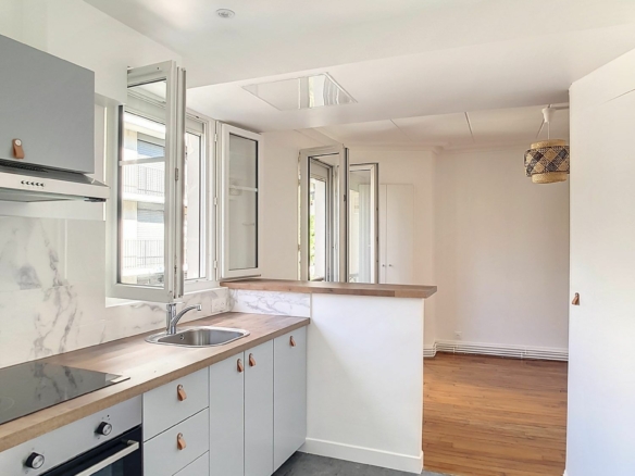 Beau T2 de 38m² – Refait à neuf dans le 19ème