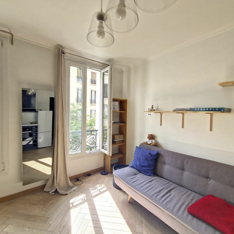Joli et cosy studio de 26m² – Entièrement meublé à Vincennes
