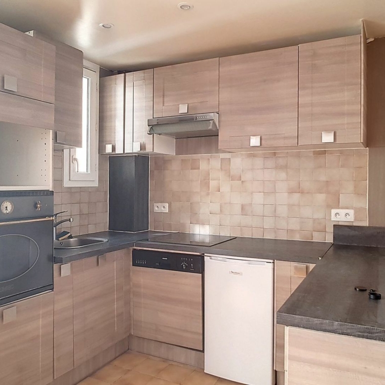 Moderne et calme T2 de 42m² – Quartier recherché et animé du 15ème