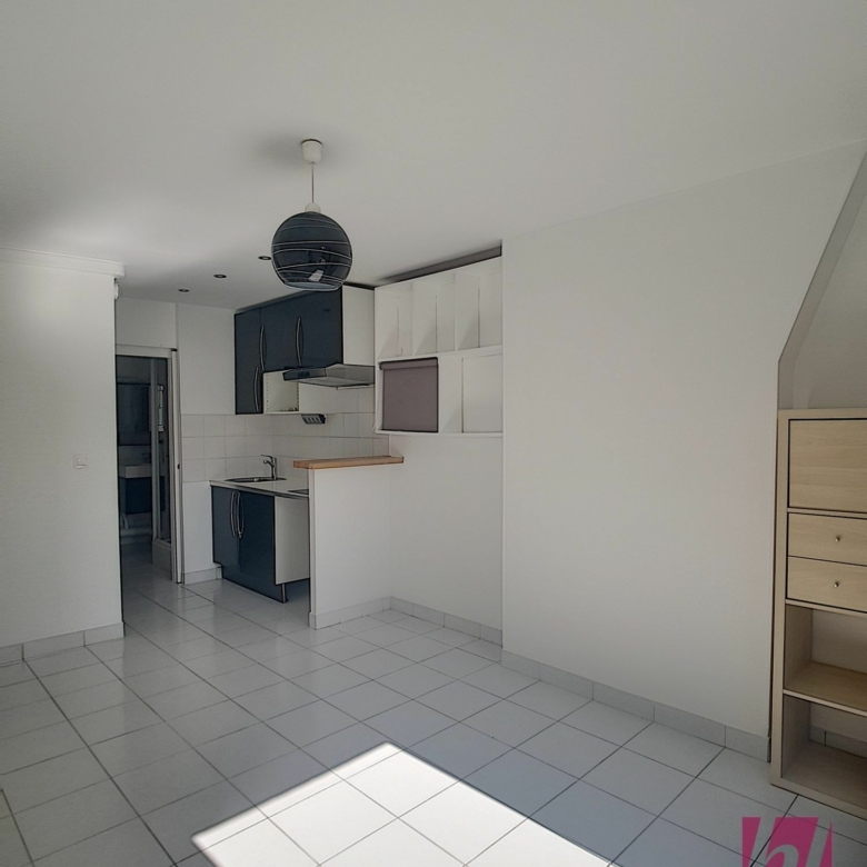 Charmant studio de 23m² – Vue dégagée dans le 19ème