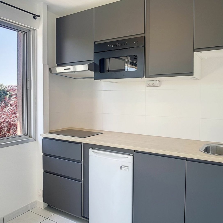 Superbe studio de 25m² – Avec parking et balcon à Vincennes