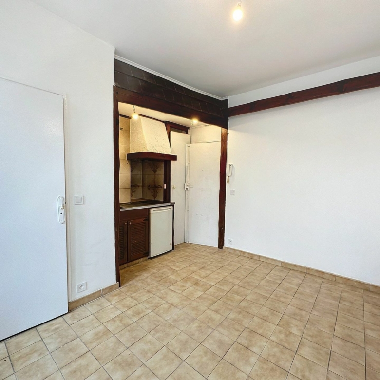 Atypique studio de 24m² – RDC lumineux à Rosny sous bois