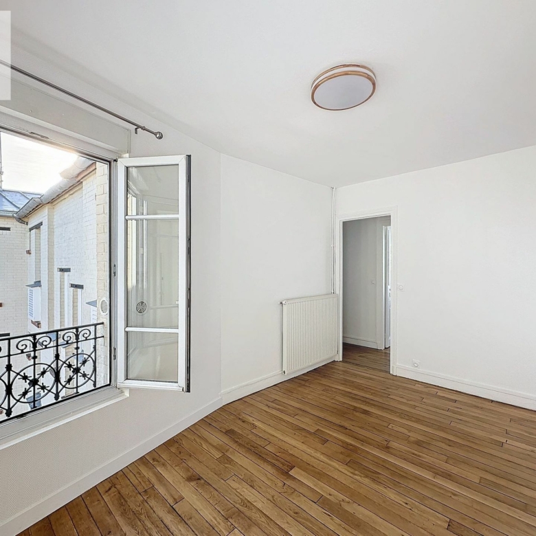 Très beau T3 de 43m² – Entièrement rénové, situé aux Lilas