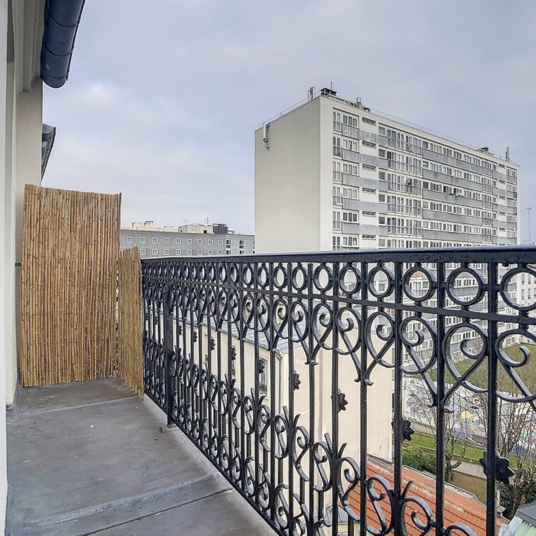 Agréable studio de 17m² – Dernier étage dans le 19ème