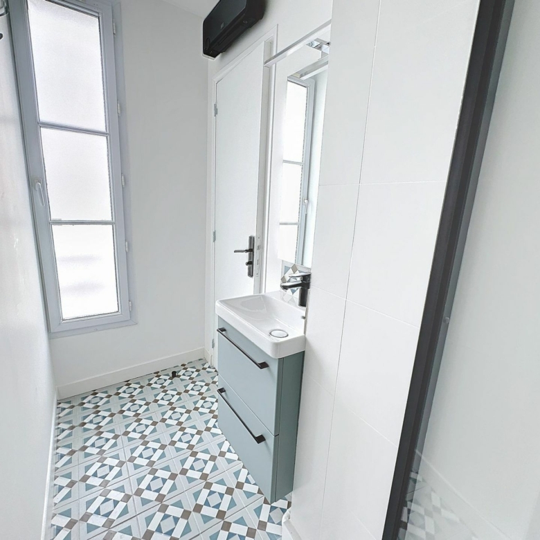 Superbe studio meublé de 21m² – Refait à neuf dans le 19ème