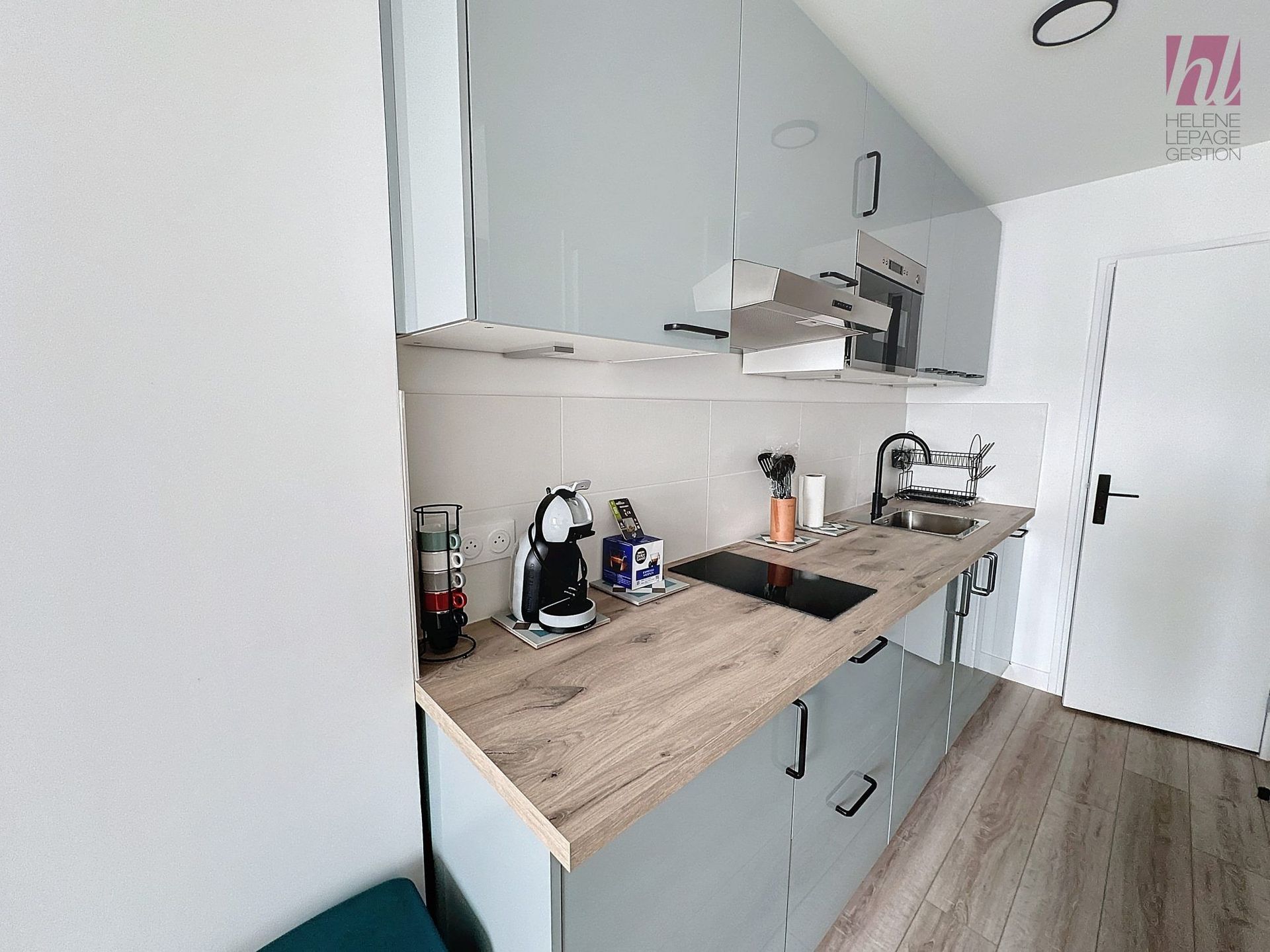 Superbe studio meublé de 21m² – Refait à neuf dans le 19ème