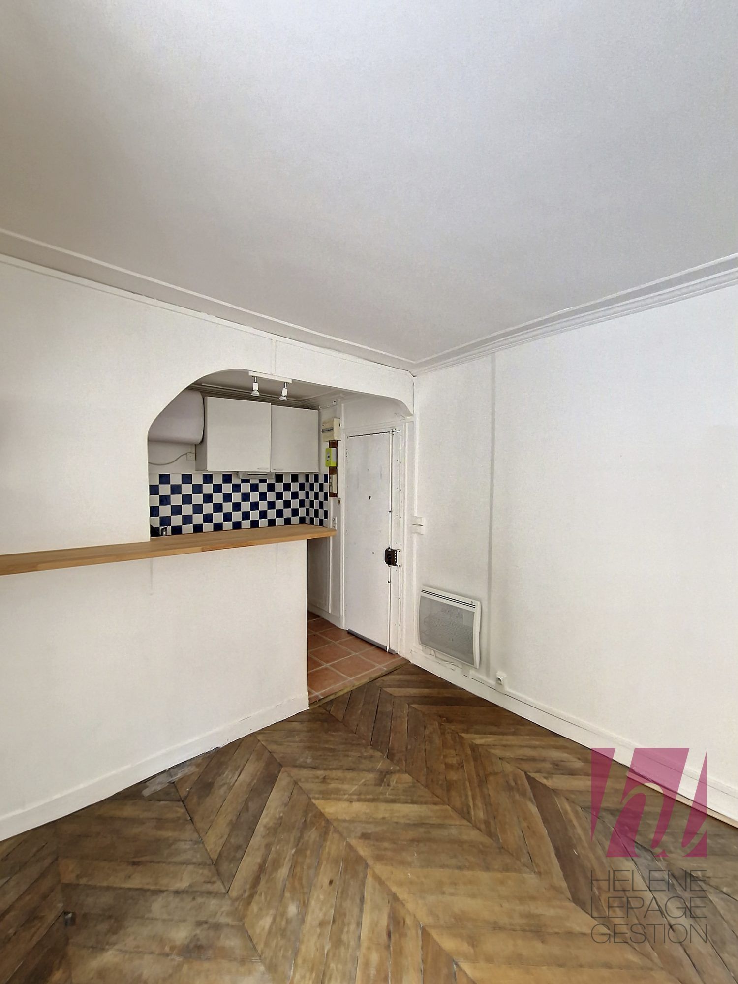 Authentique studio de 18m² – Quartier animé du 15ème