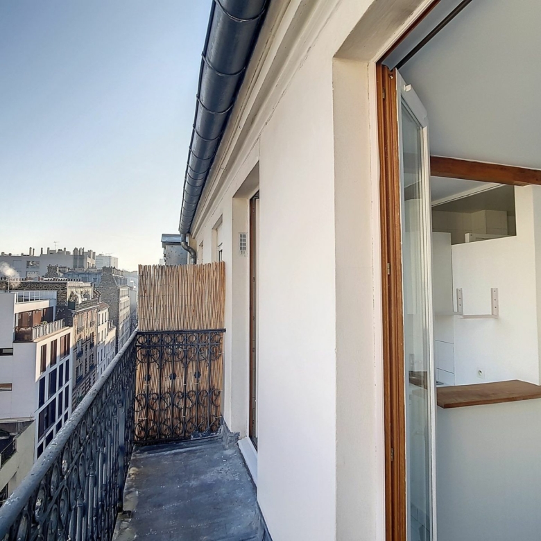 Agréable studio de 17m² – Dernier étage dans le 19ème