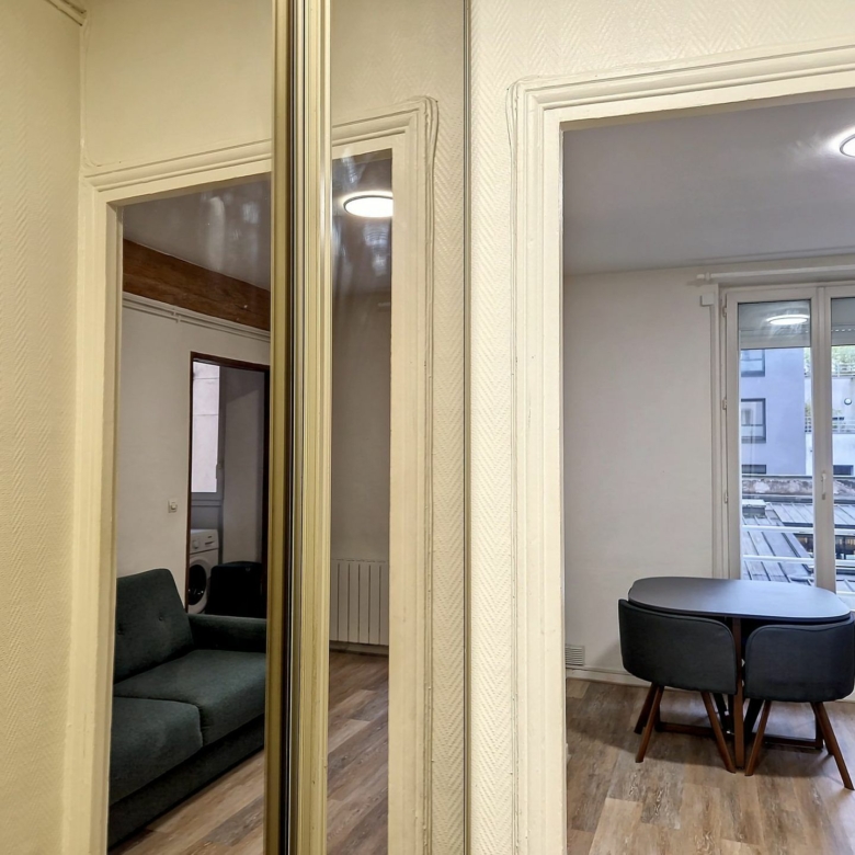 Beau studio meublé de 20m² – Sans vis-à-vis dans le 19ème