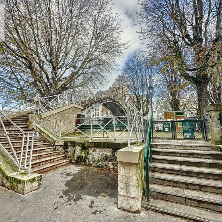 Superbe T2 de 35m² – Meublé, équipé et idéalement situé à Paris 10e
