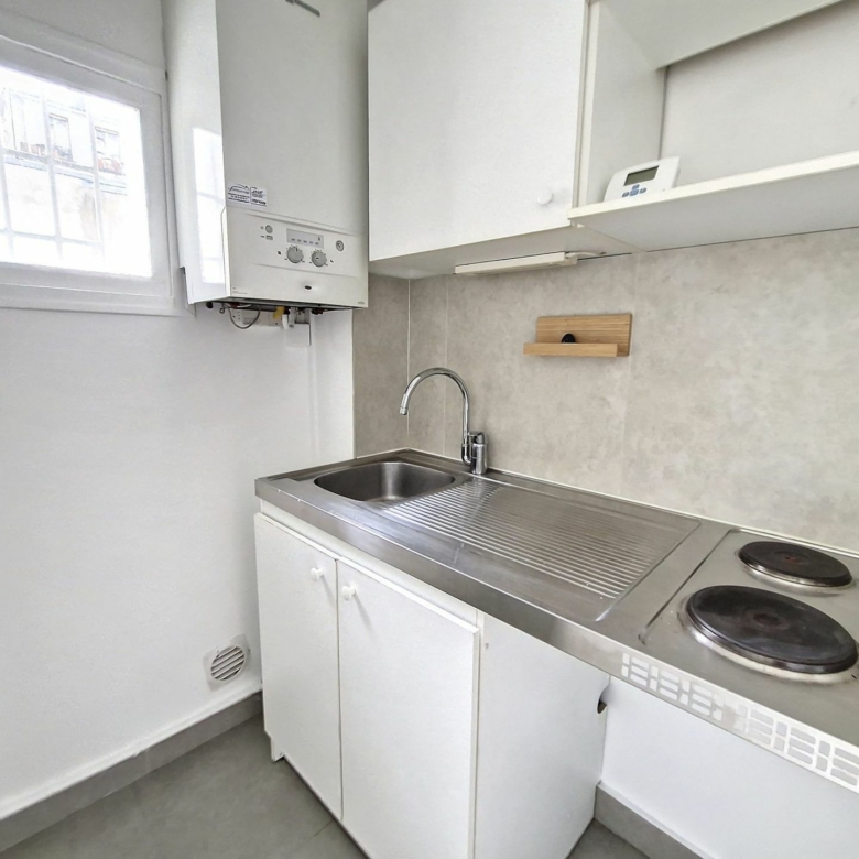 Spacieux T2 de caractère de 39m² – Quartier Batignolles dans le 17ème