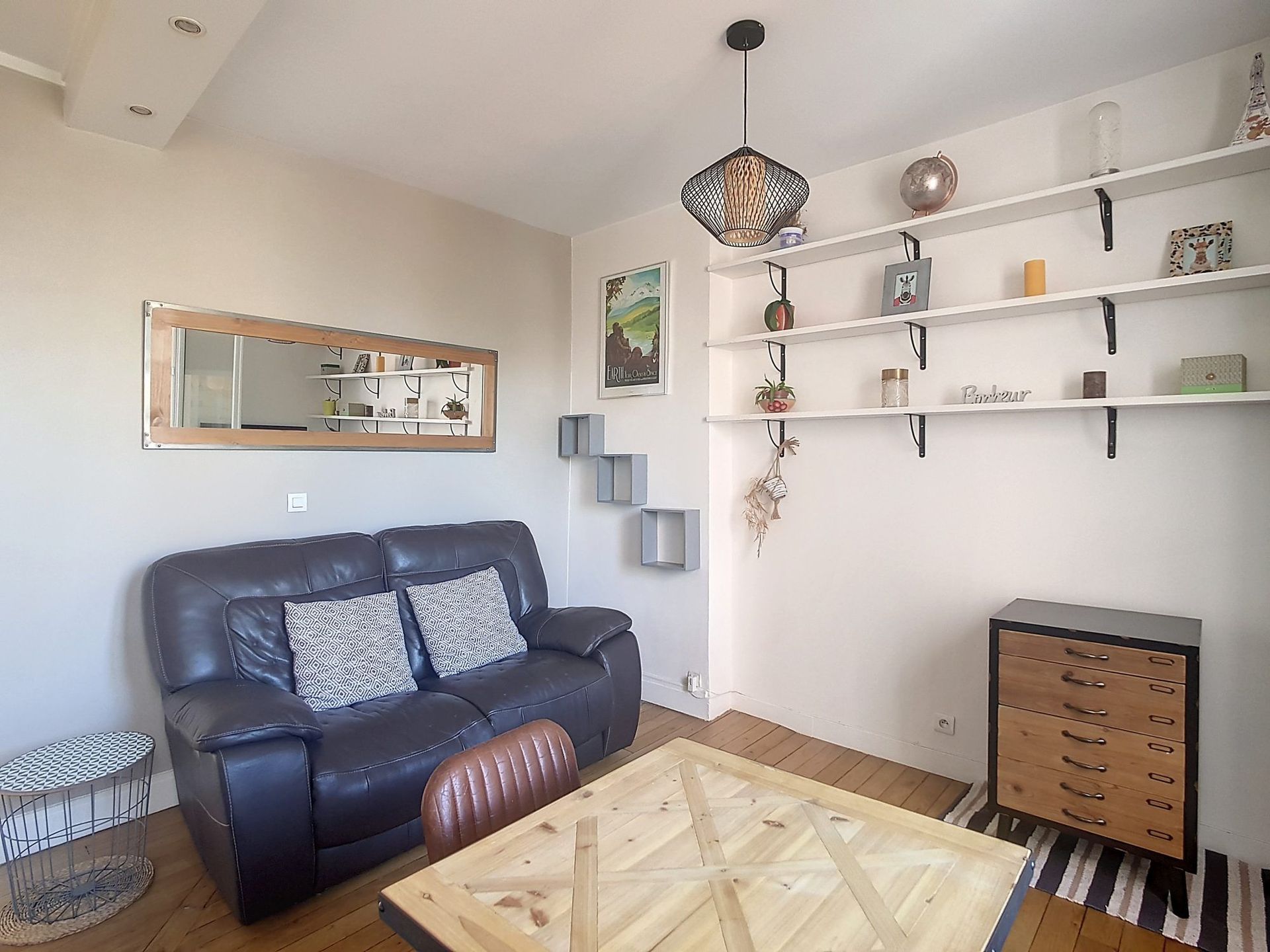 Cosy et traversant T2 de 37m² – Lumineux avec vue dégagée à Montreuil