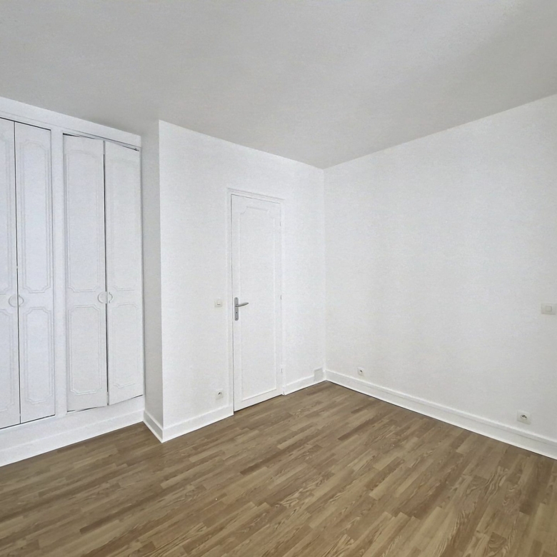 Spacieux T2 de caractère de 39m² – Quartier Batignolles dans le 17ème