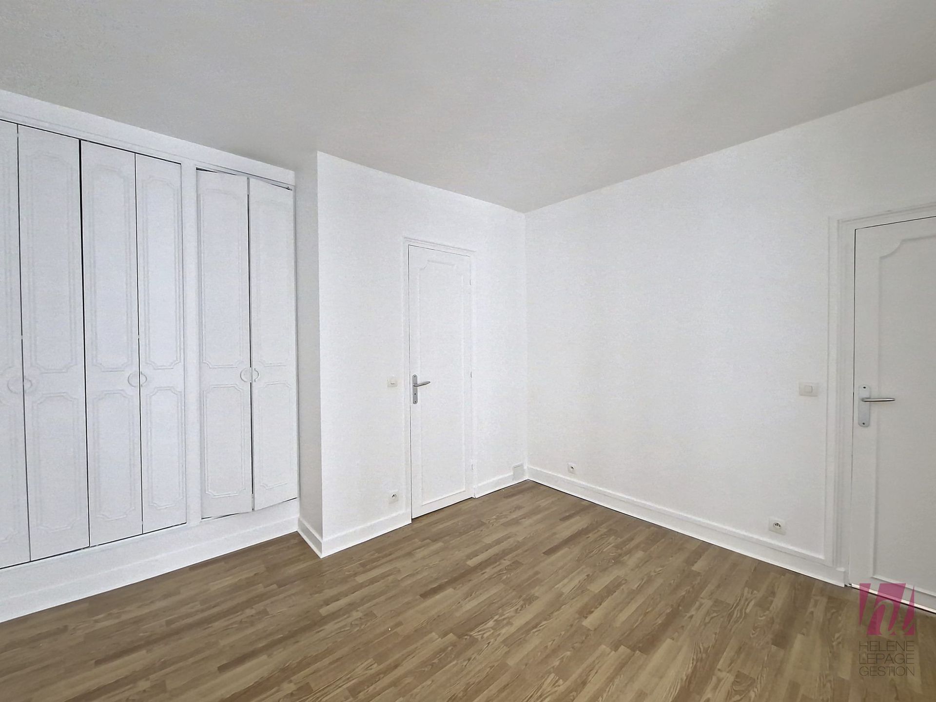 Spacieux T2 de caractère de 39m² – Quartier Batignolles dans le 17ème
