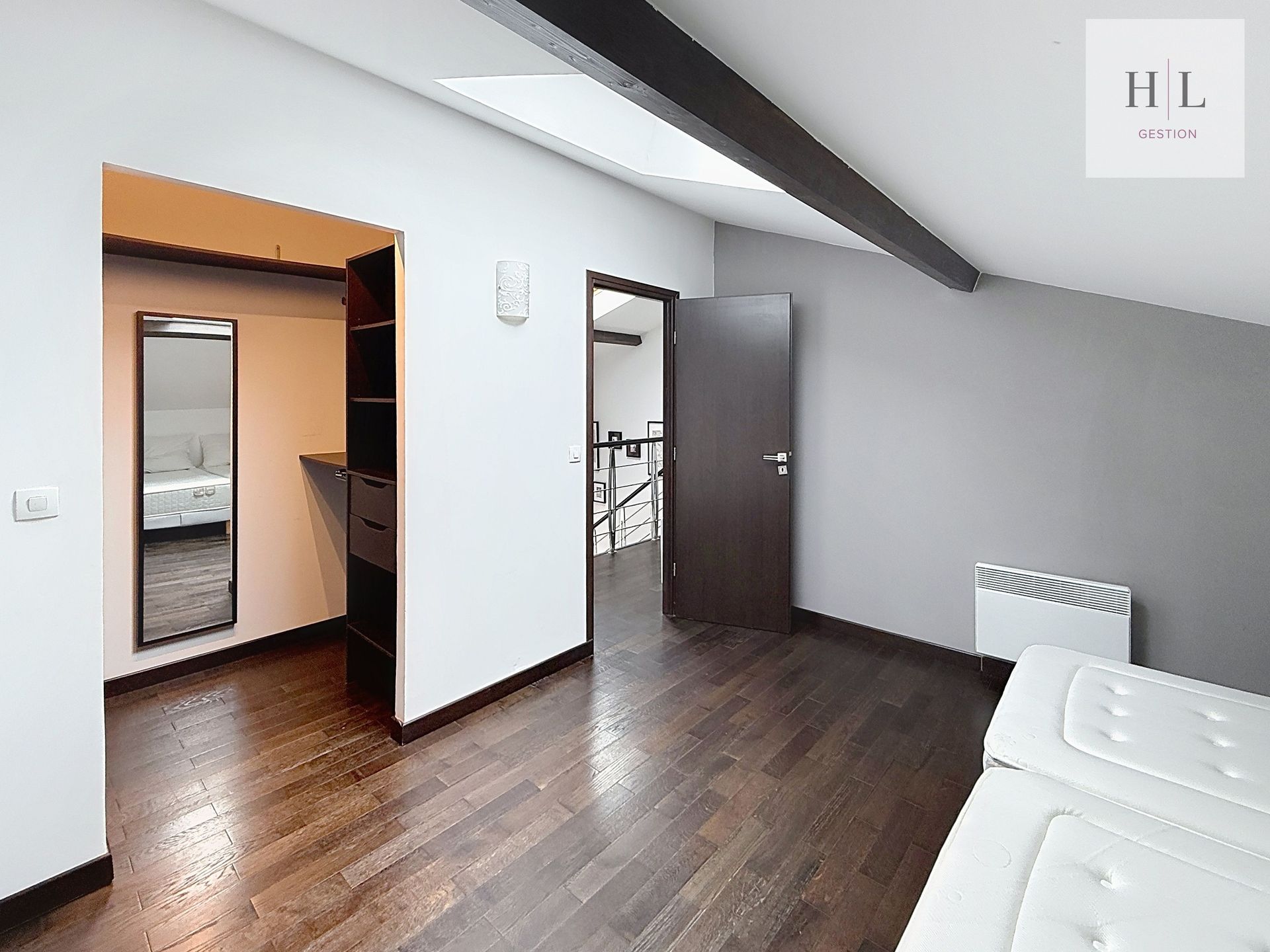 Loft meublé de 95m² à Fontenay sous bois