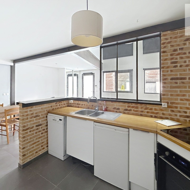 Loft meublé de 95m² à Fontenay sous bois