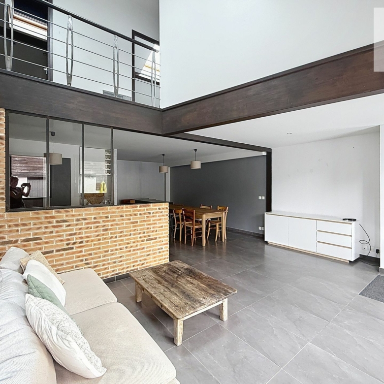Loft meublé de 95m² à Fontenay sous bois