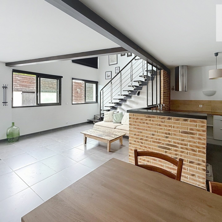 Loft meublé de 95m² à Fontenay sous bois