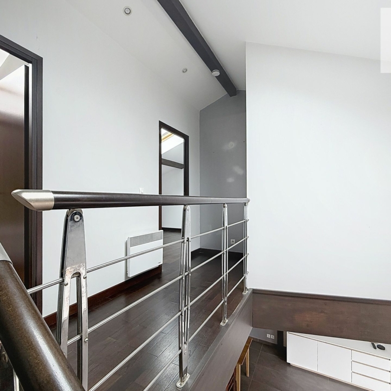 Loft meublé de 95m² à Fontenay sous bois