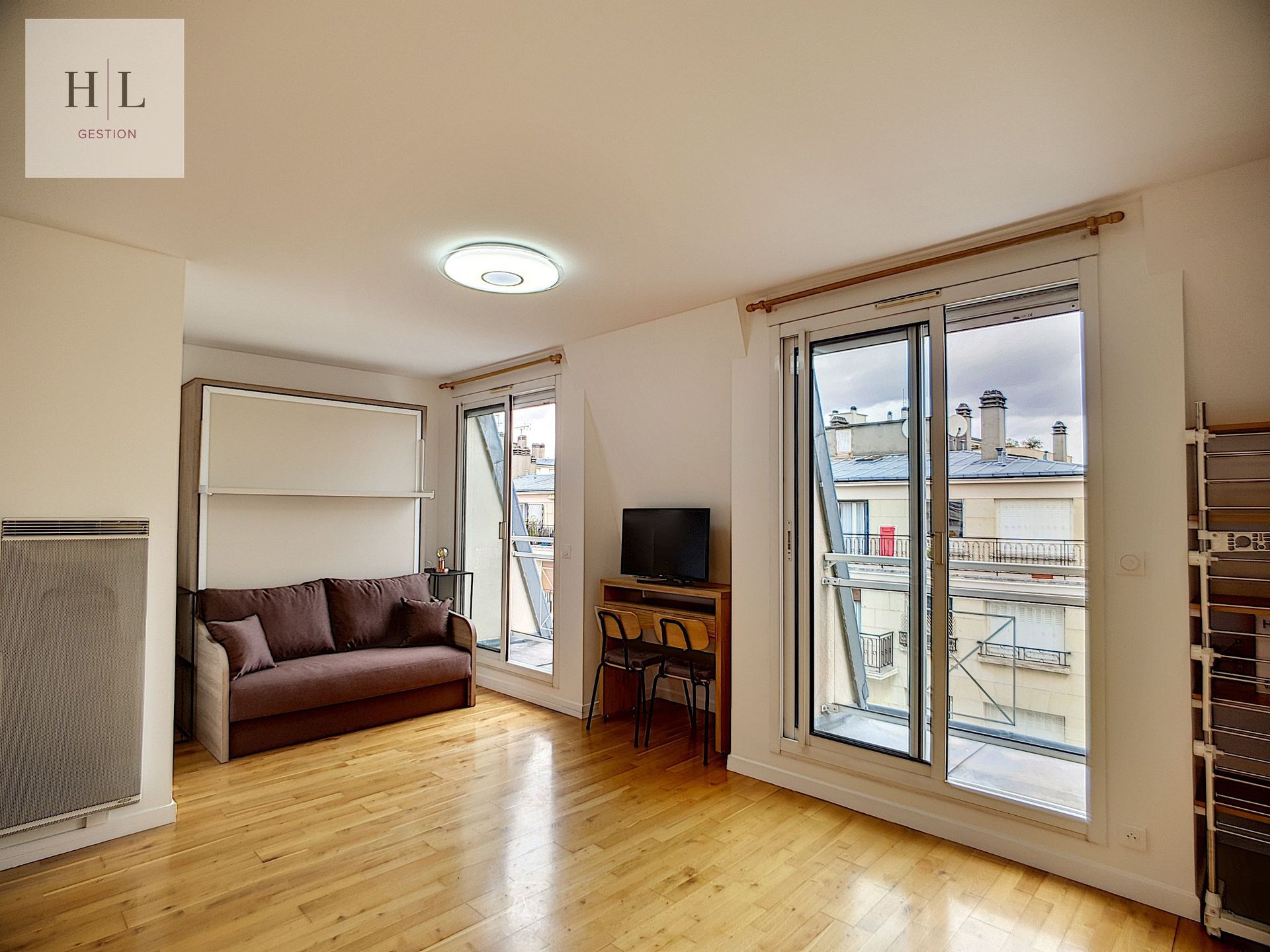 A LOUER – Studio de 27m² meublé à Charenton – Dernier étage avec balcons