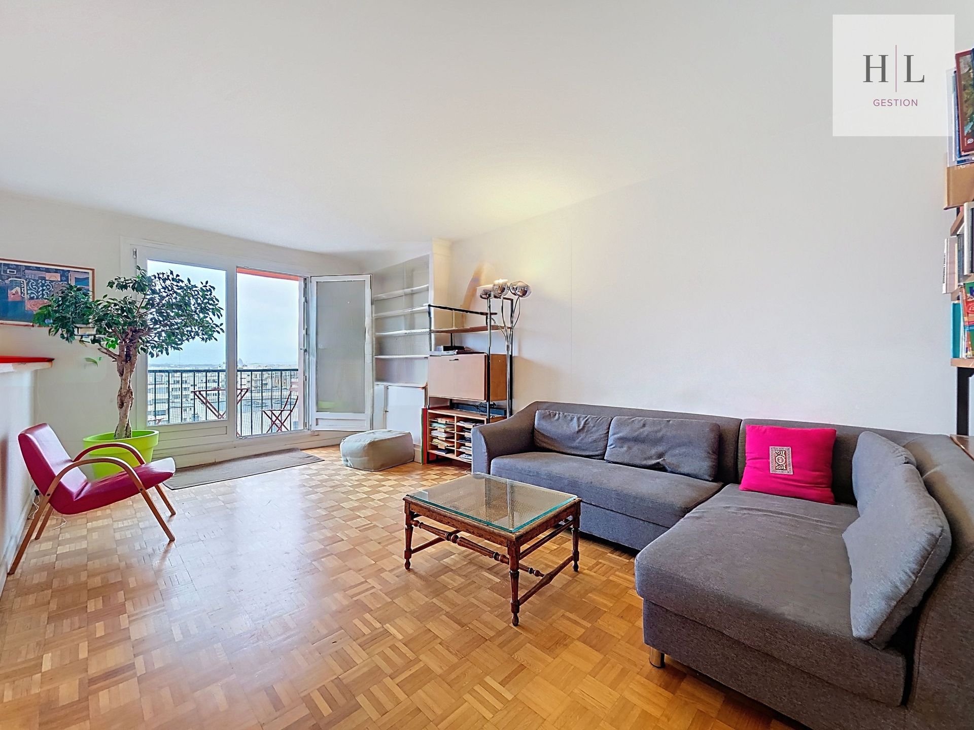 Spacieux T4 meublé de  88 m² avec 3 chambres – Idéal colocation et vue dégagée à Montreuil