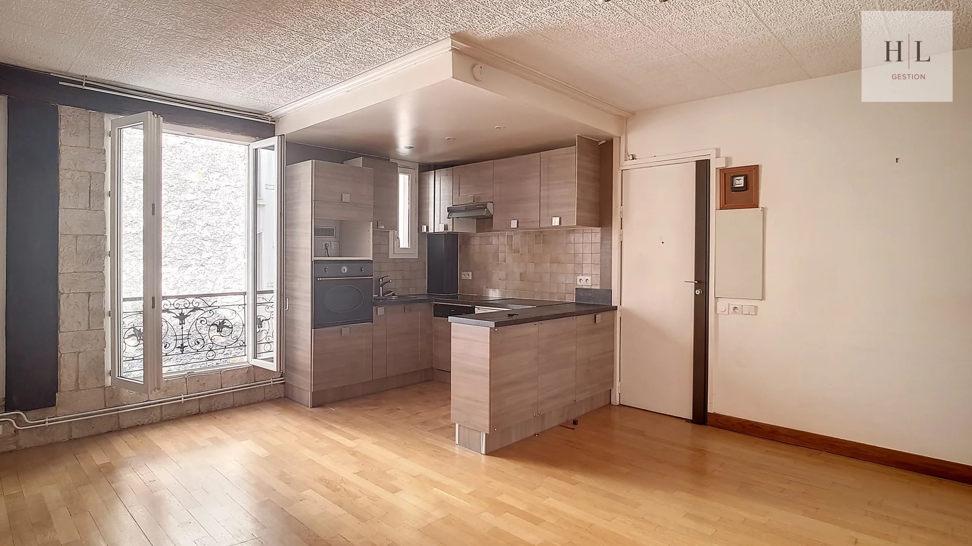 d14fb59cca968fd401b03607f7c29ebb_205da3000e_1920-original-24377-0.jpg A VENDRE – Appartement T2 – 42 m² – Paris 15 (Rue du Commerce) – Calme absolu sur cour